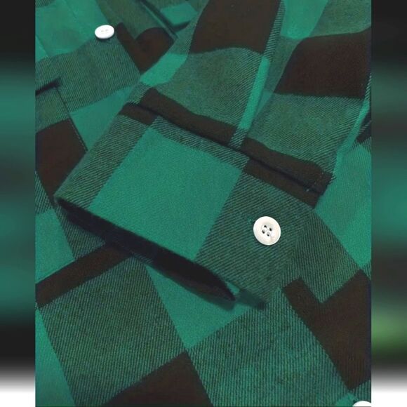 Ladies Plus size Green Button Down Flannel Long Shirt sz 4x - Picture 4 of 5